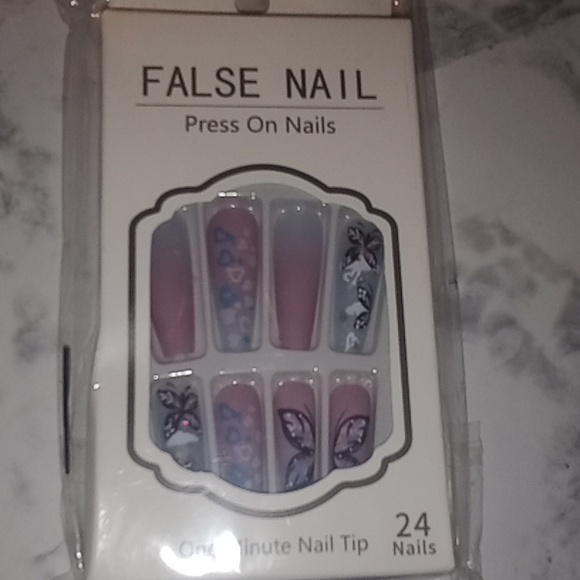 Pretty Nails 💅😍 - Picture 4 of 5